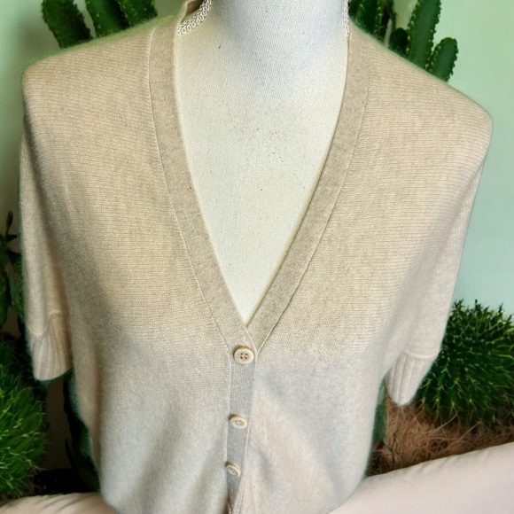 Dtlm Don’t Label Me 100% Cashmere Heathered Tan Short Sleeve Button-Up Cardigan - Picture 3 of 14
